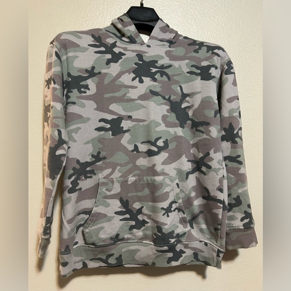 5th& Ryder Other - 5th and Ryder kids camo pullover hoody sweater-size xl